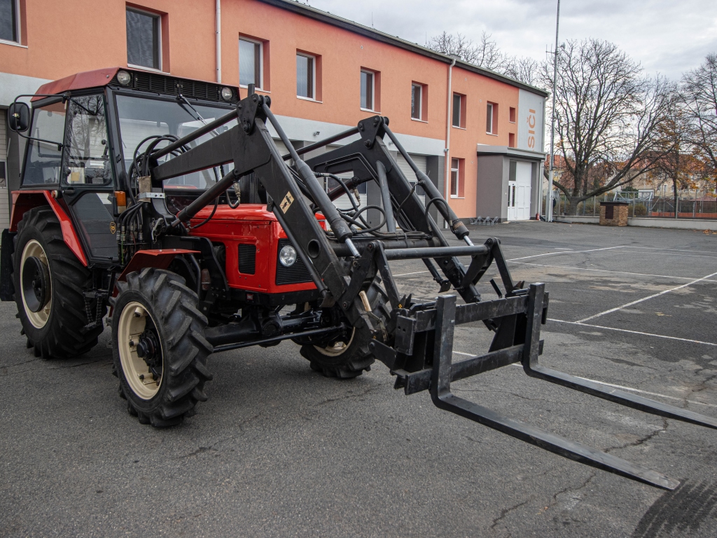 Traktor.jpg