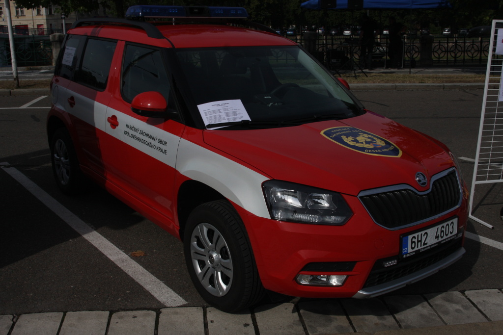 Velitelský automobil Š Yeti.JPG