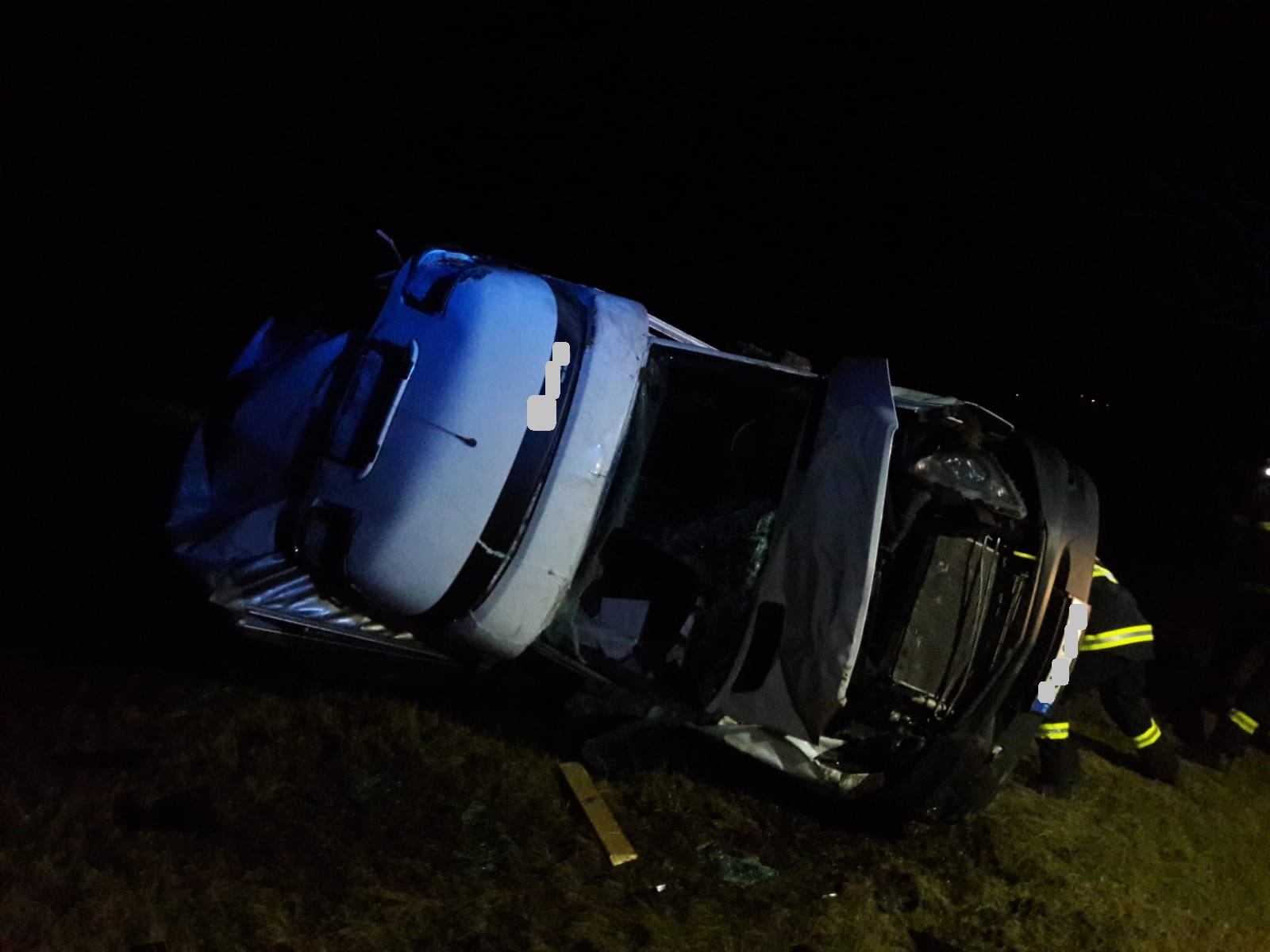 Větrem převrácená dodávka, Kunžak - 10. 3. 2019 (1).jpg