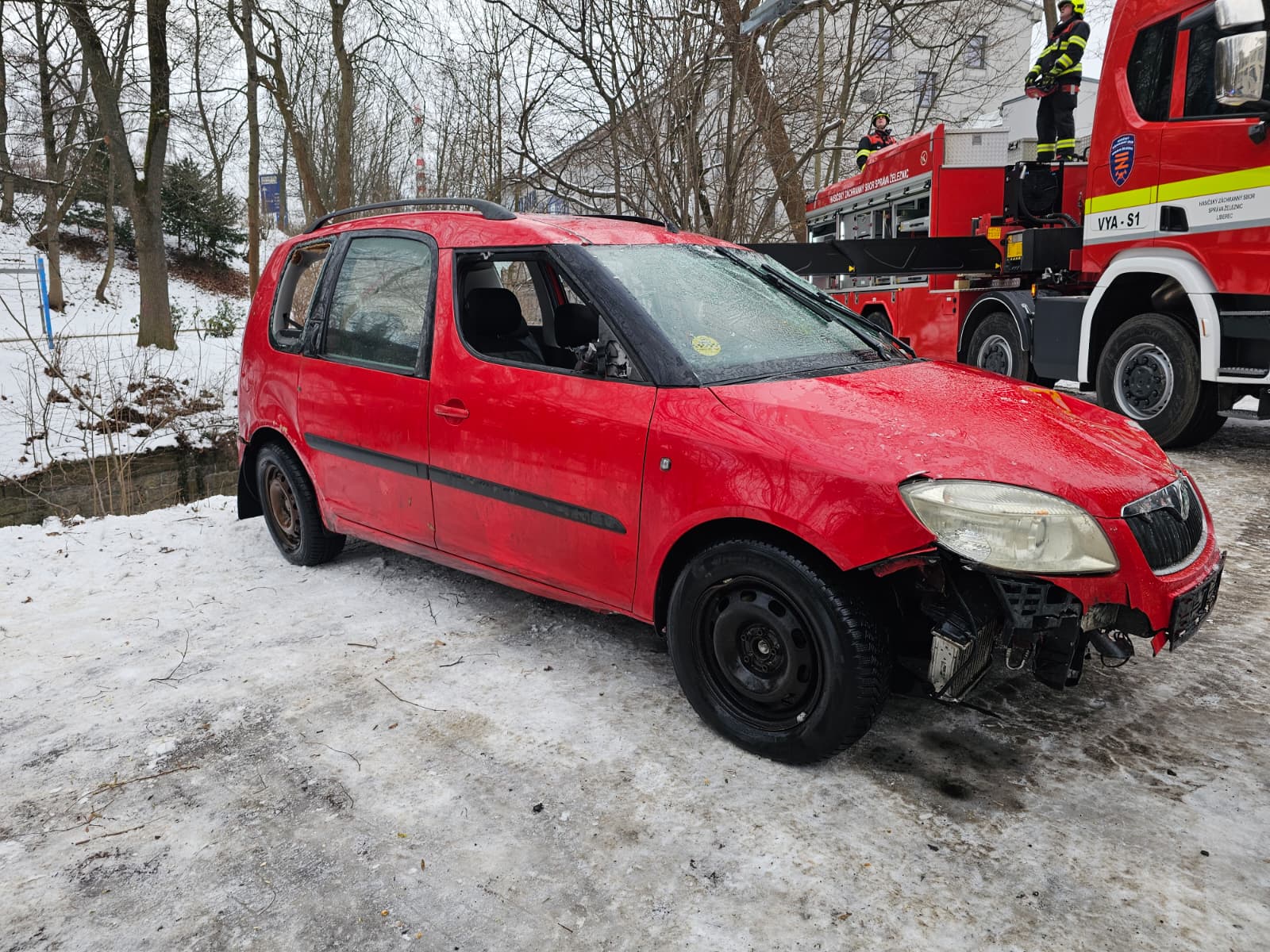 Zásah – vytažení automobilu z Nisy v úterý 3. února