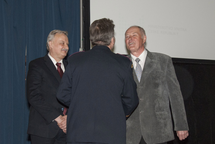 _VMF1643.jpg