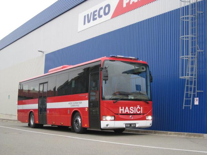 autobus pro evakuaci.jpg