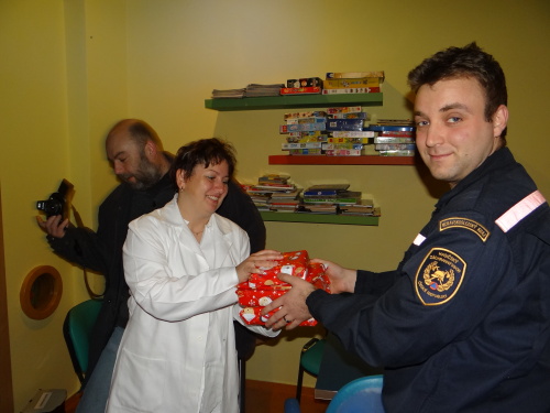 darkyTVnemocniceFrydekMistek (3).JPG