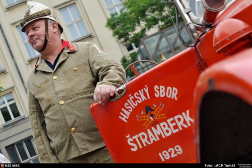 historickajizda_start_Ostrava_Lach (8).JPG