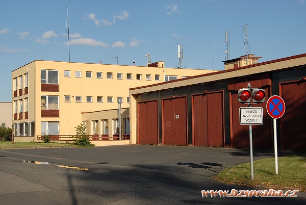 img00002.jpg