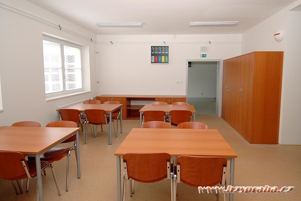 img00018.jpg
