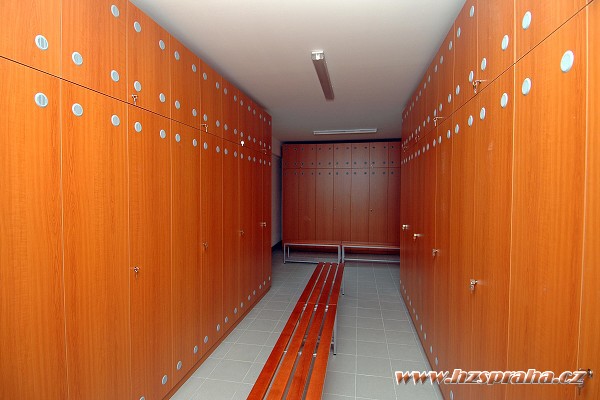 img00019.jpg