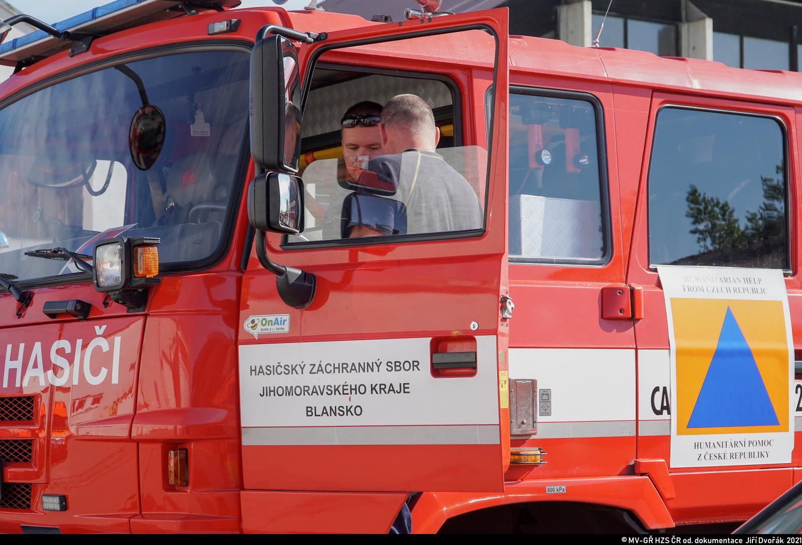 odjezd odřadu (7).JPG