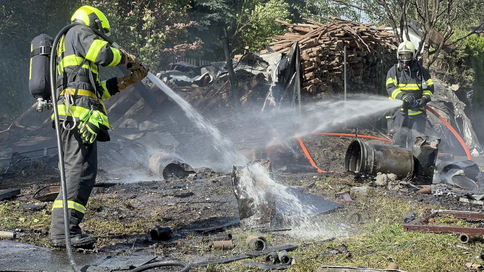otinoves exploze - poskozene domy