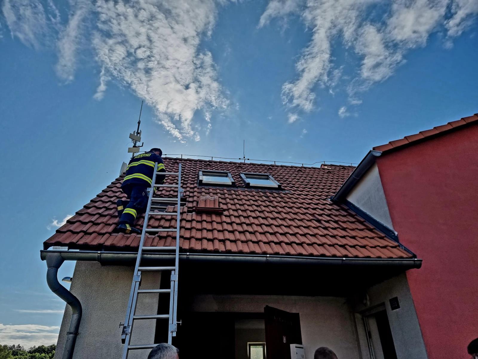 požár Proseč.jpg