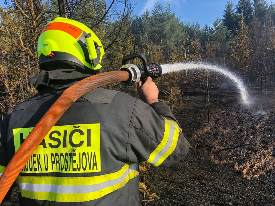 pozar lesa Otaslavice