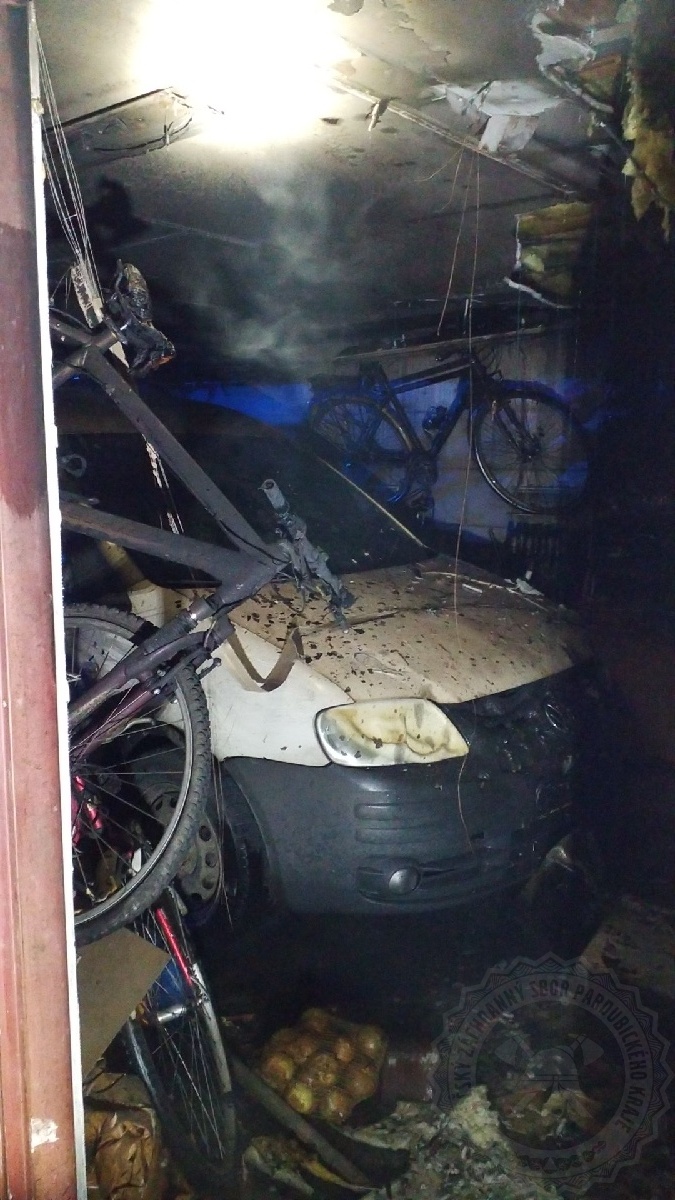 požár v Býšti2 3.4.2021.jpg