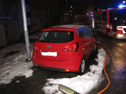 pozar2autaOVVyskovice (8).JPG