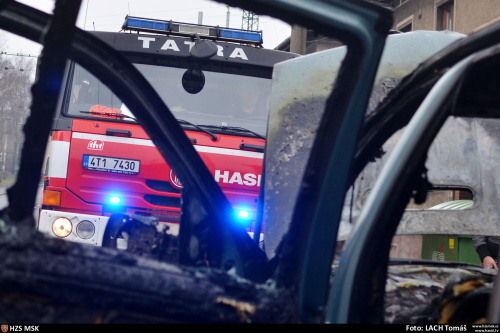 pozarBMWX5_SlezskaOstrava (12).JPG