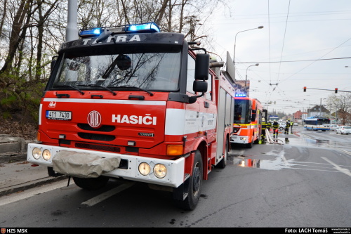 pozarIvecoOstravaHrusov (11).JPG