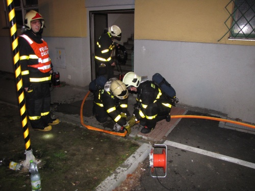 pozardumzachrana7zraneniKarvina (8).JPG