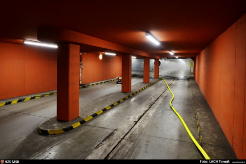 pozargarazeOCFuturumOstrava (2).JPG