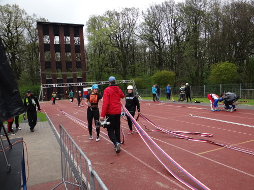 pozarnisportakademickeMCR_Ostrava_100zeny (6).JPG