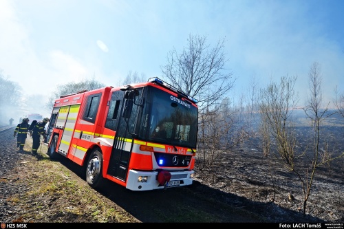 pozartravakerestromyhaldaOstrava (5).jpg