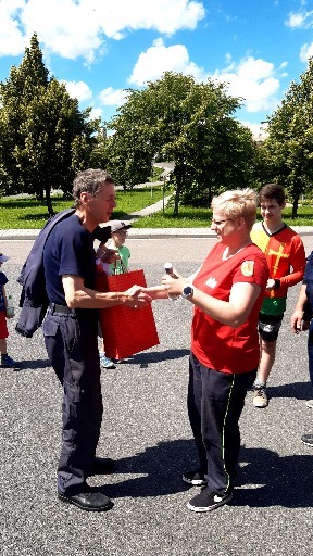 s Katzerem se loučili i dobrovolní hasiči1.jpg