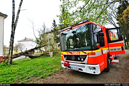 tresenpadelektrinasloupOstrava (1).JPG