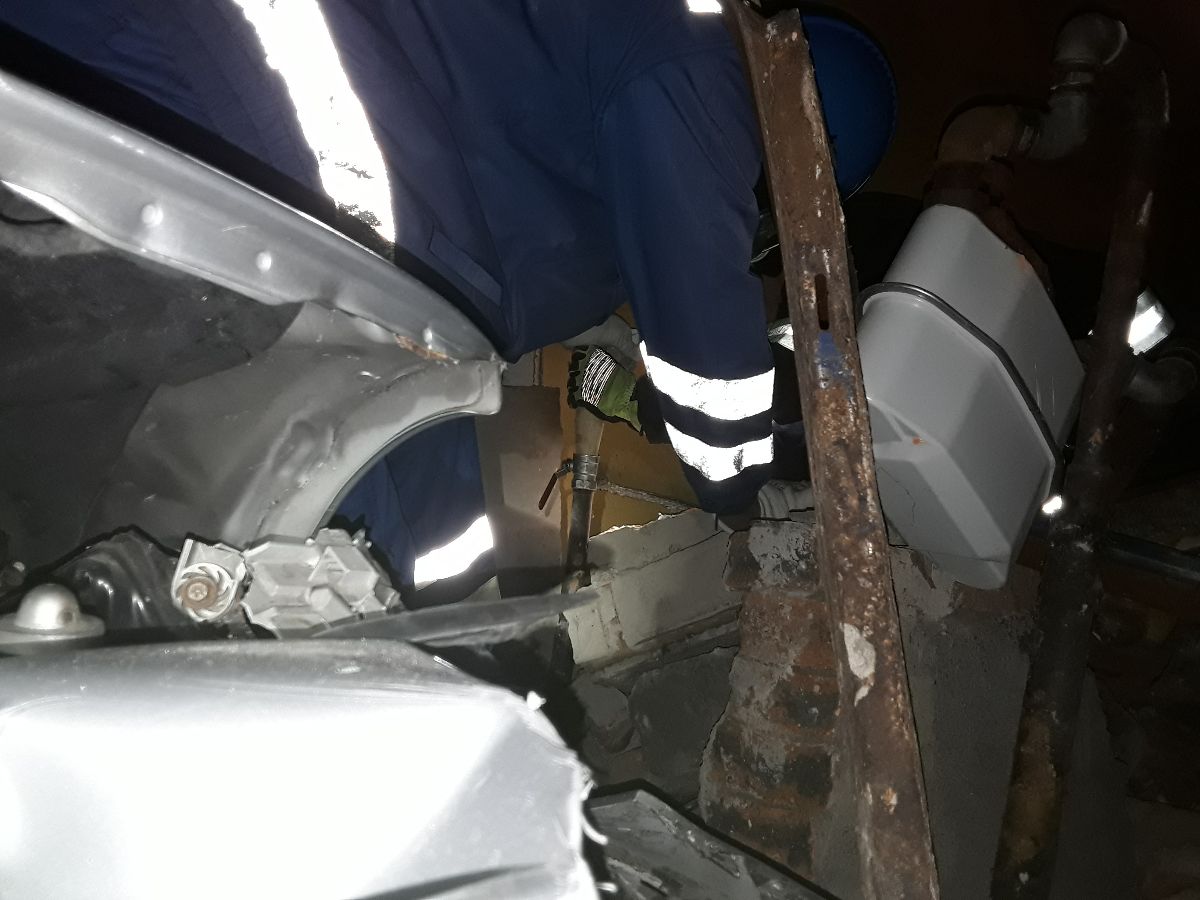 únik plynu v důsledku dopravní nehody