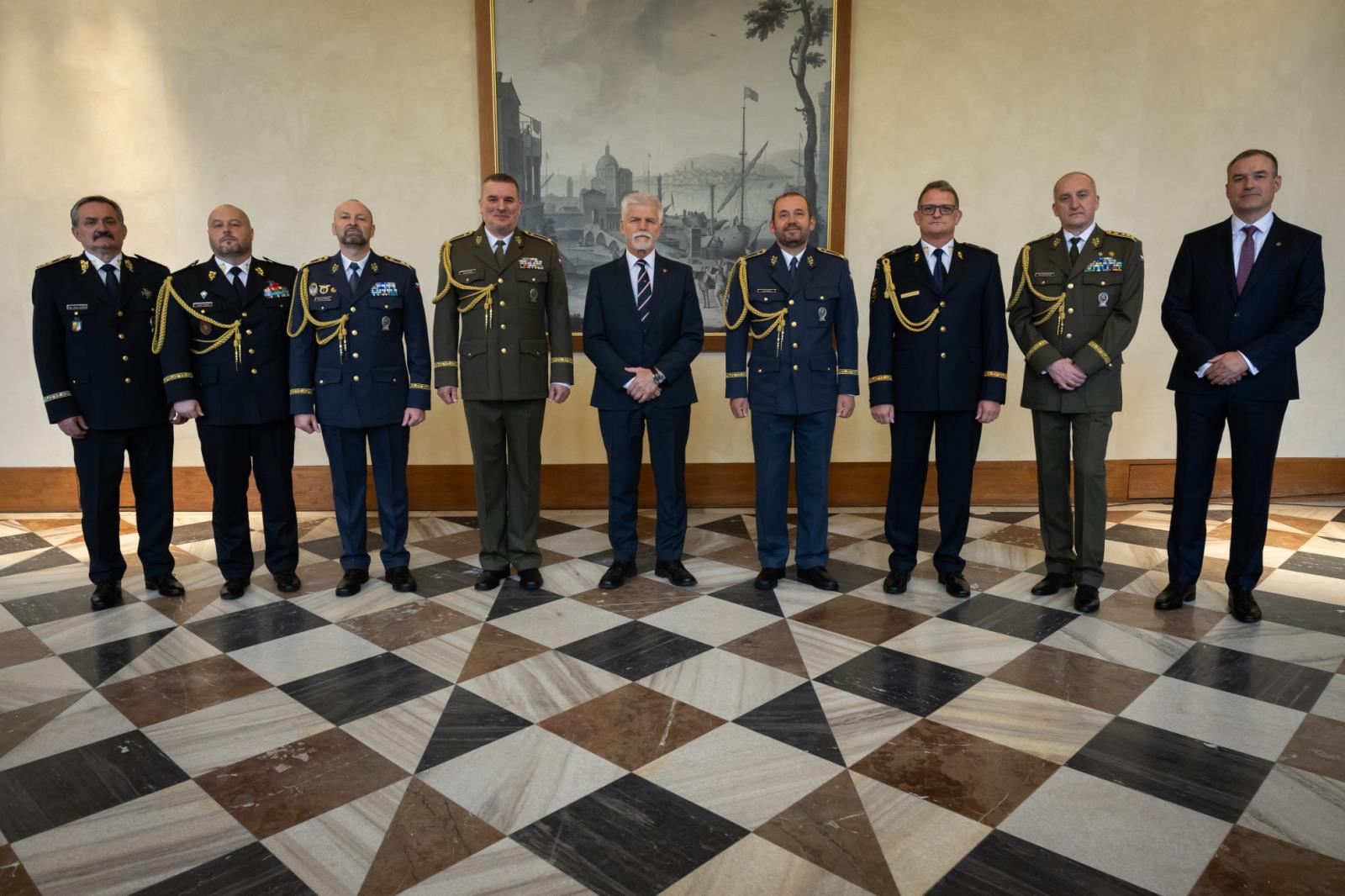 Prezident České republiky jmenoval ředitele HZS Pardubického kraje plk. Aleše Černohorského do generálské hodnosti