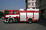 CAS 20 Scania - zboku