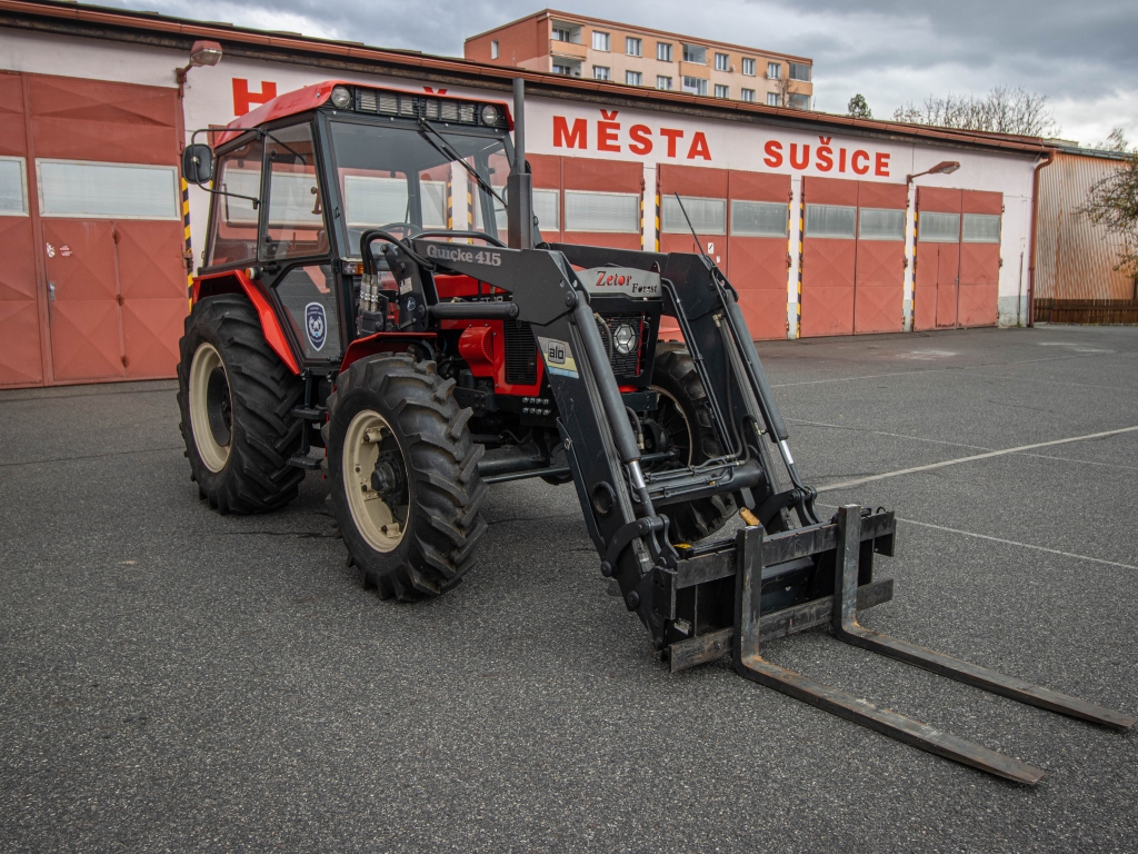 Traktor.jpg